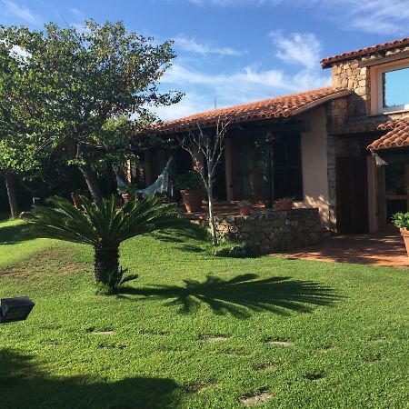 Villa Kate B&B Porto San Paolo  Exteriör bild