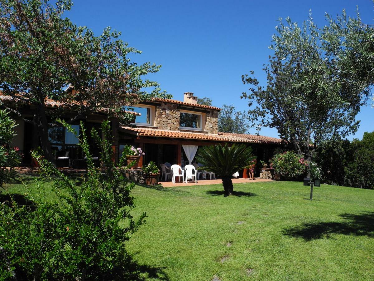 Villa Kate B&B Porto San Paolo  Exteriör bild