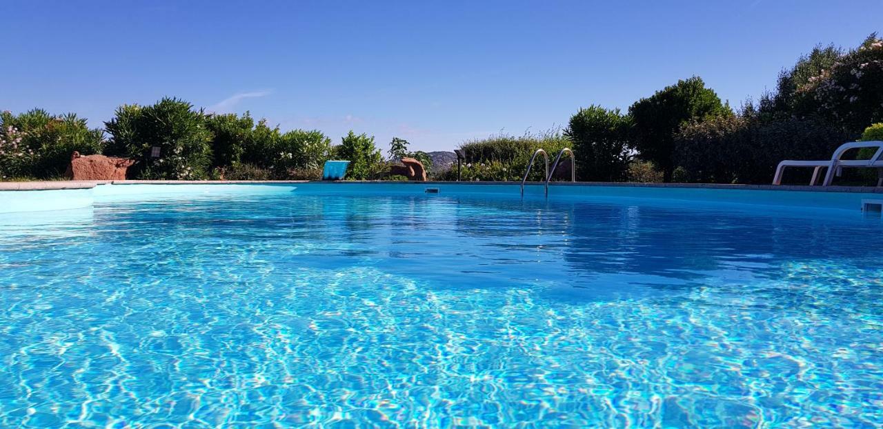 Villa Kate B&B Porto San Paolo  Exteriör bild